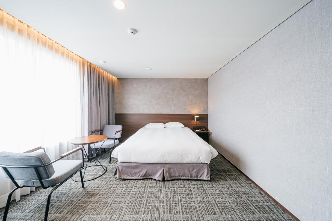 โฮเทลวิธซิตี้ Hotel เมืองเชจู ภายนอก รูปภาพ