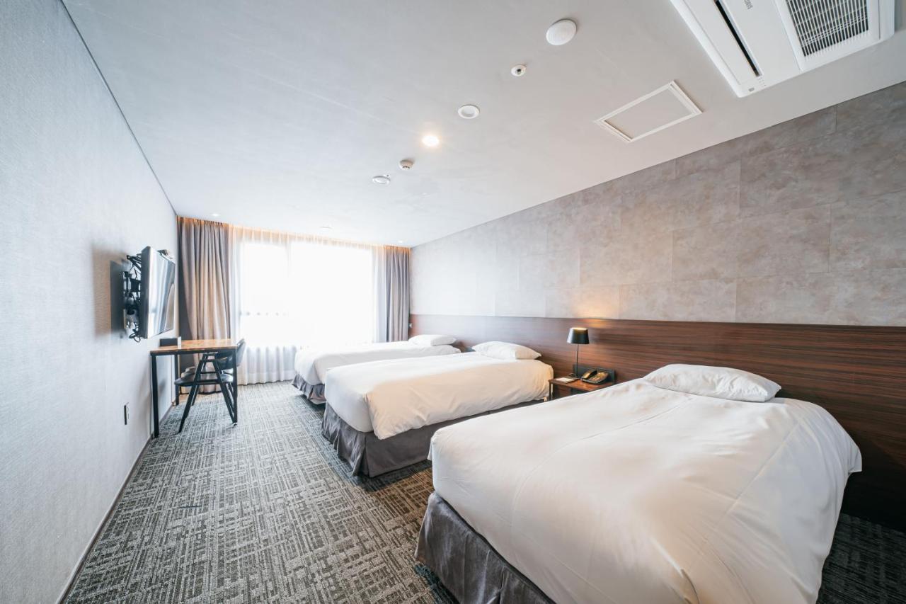 โฮเทลวิธซิตี้ Hotel เมืองเชจู ภายนอก รูปภาพ