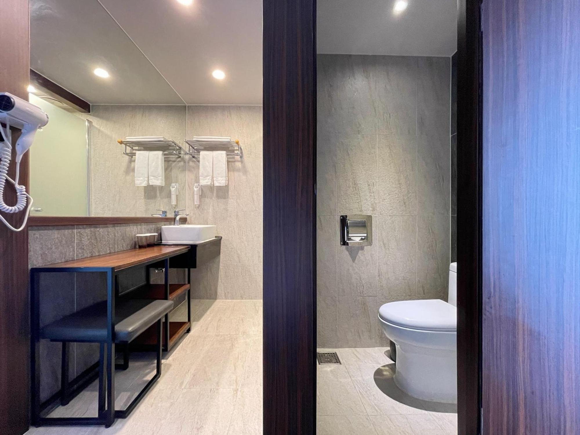 โฮเทลวิธซิตี้ Hotel เมืองเชจู ภายนอก รูปภาพ